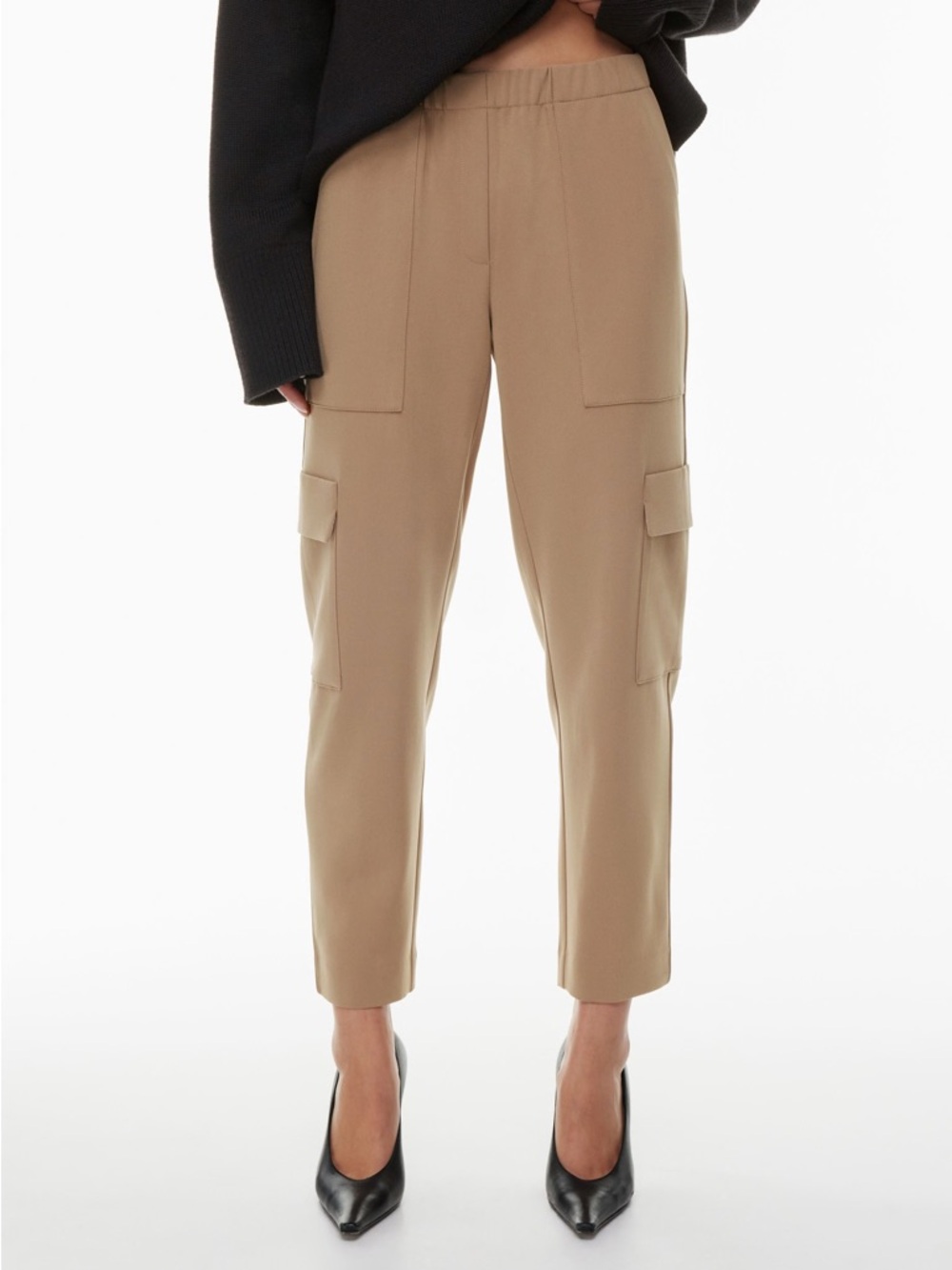 Aritzia Babaton Women’s ‘Titan’ Mid Rise Cargo Trouser Pants in Saville Beige 2